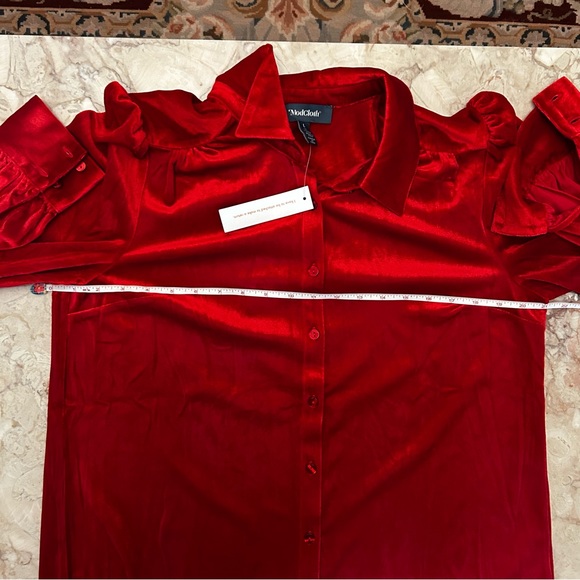 NWT ModCloth Red Velvet Be Buzzworthy Blouse Large - Picture 8 of 11